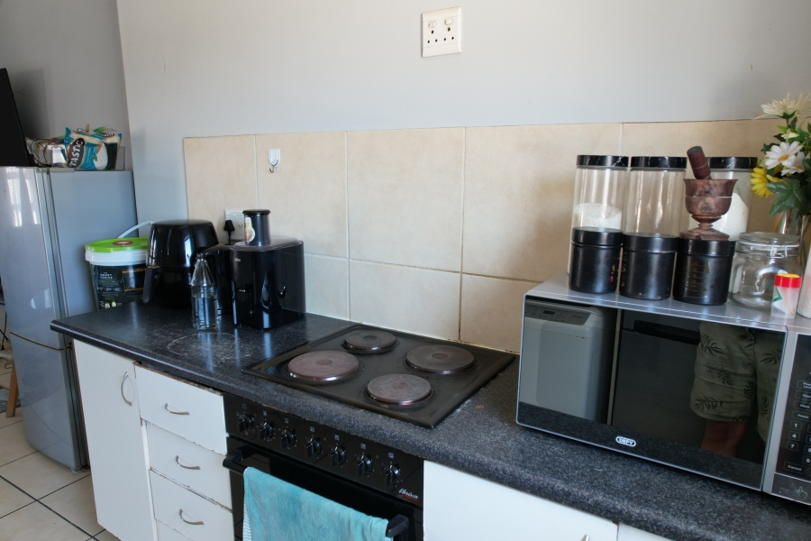 2 Bedroom Property for Sale in Parklands East Western Cape
